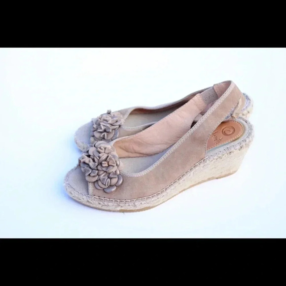 NWOT Vidorreta sling back wedges - Picture 2 of 8